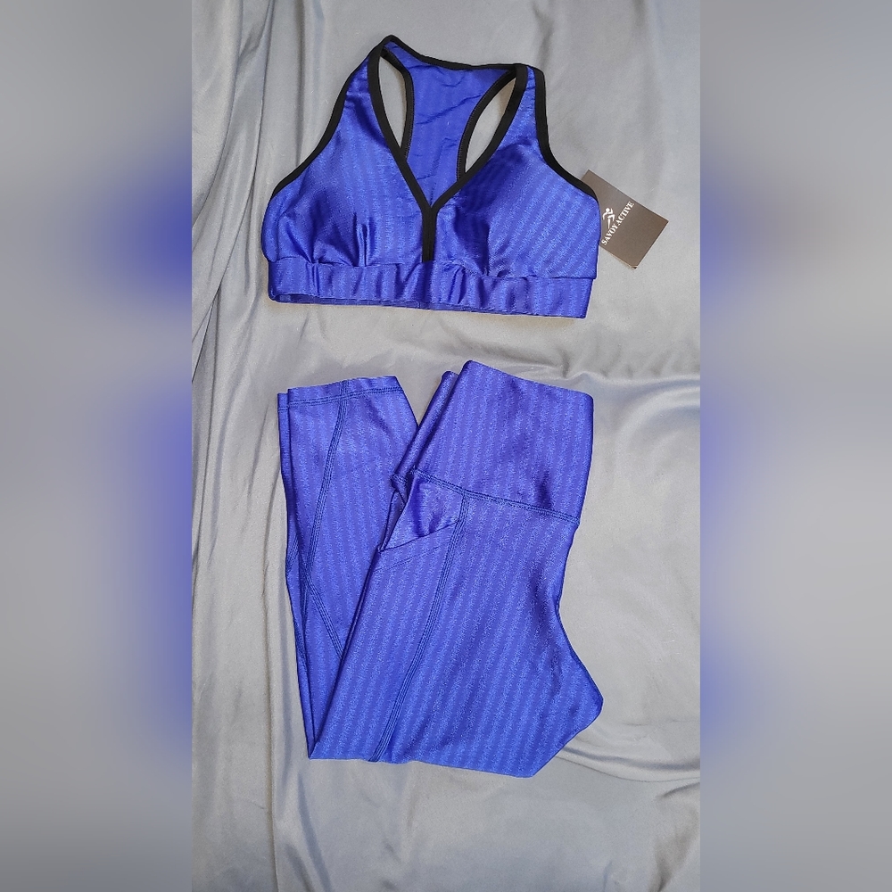 Deep Blue Savoy Active workout outfit Small crop sportsbra and bottoms Capri